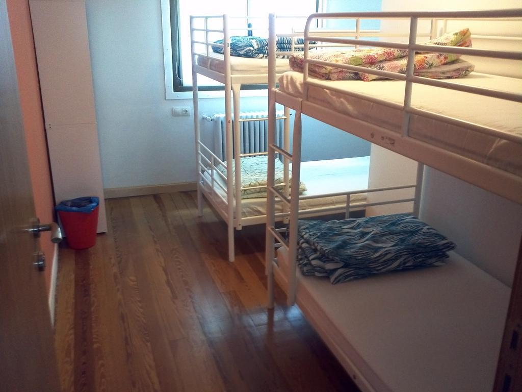 Xarma Hostel Pamplona Værelse billede