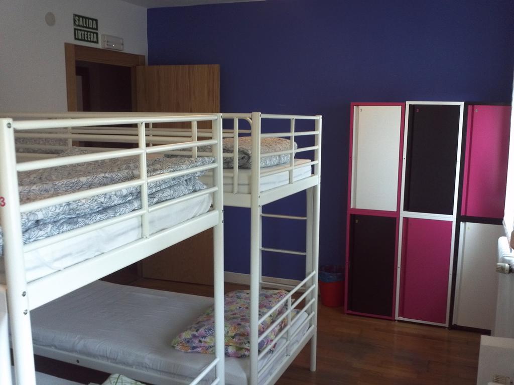 Xarma Hostel Pamplona Værelse billede