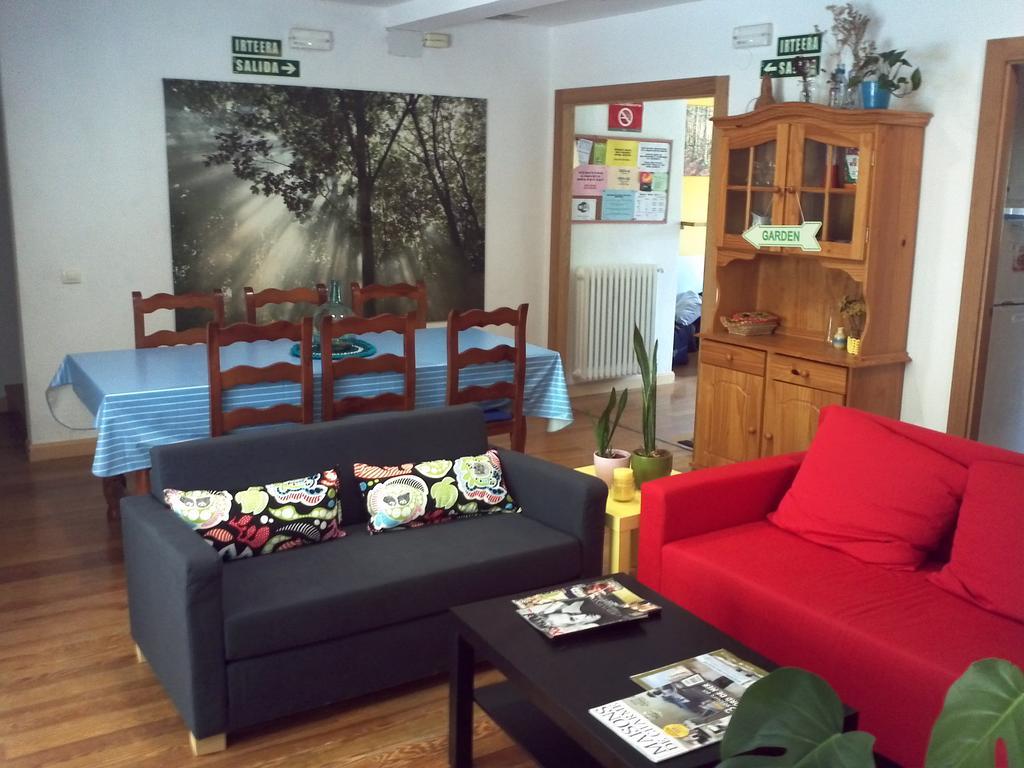 Xarma Hostel Pamplona Eksteriør billede